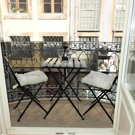 Delight 1 Luxury In Historic Center With Balcony Max 4 P *