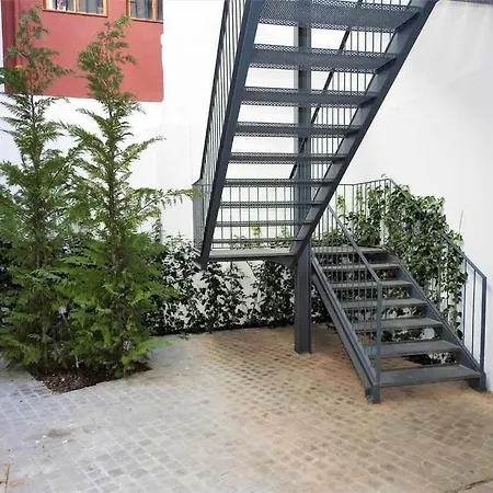 Delight 1 Luxury In Historic Center With Balcony Max 4 P Oporto